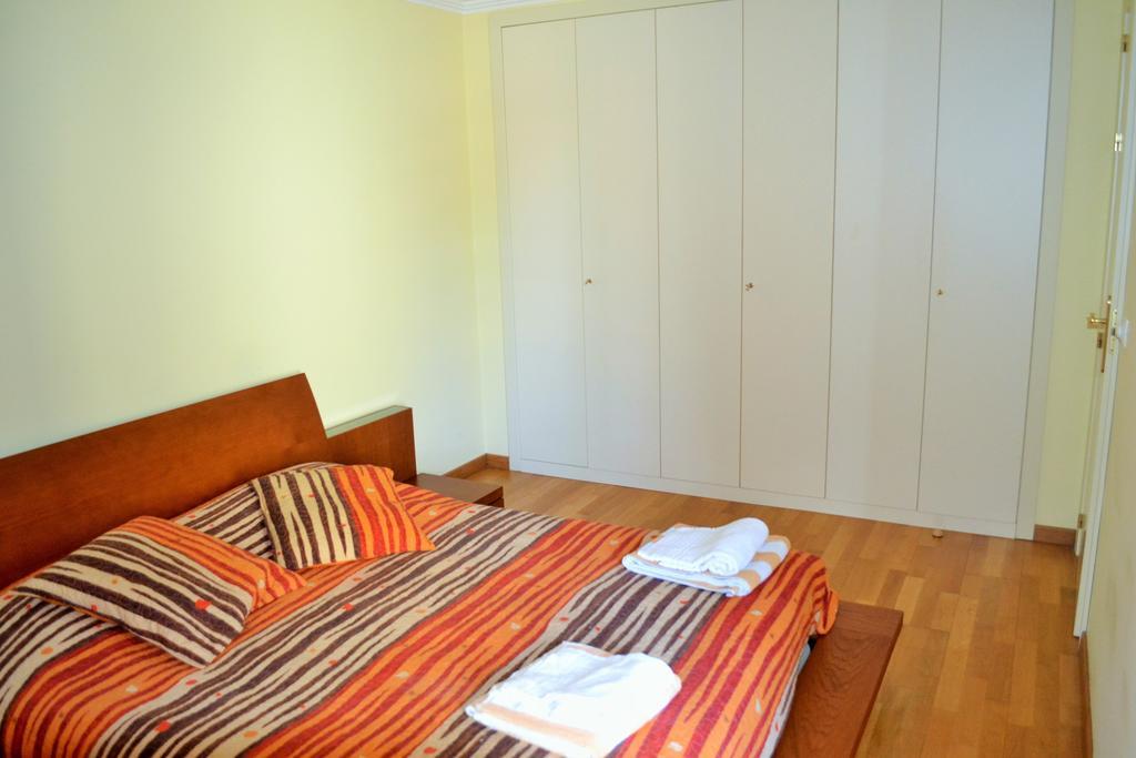 Apartamento Golf Resort Charneca  Rum bild